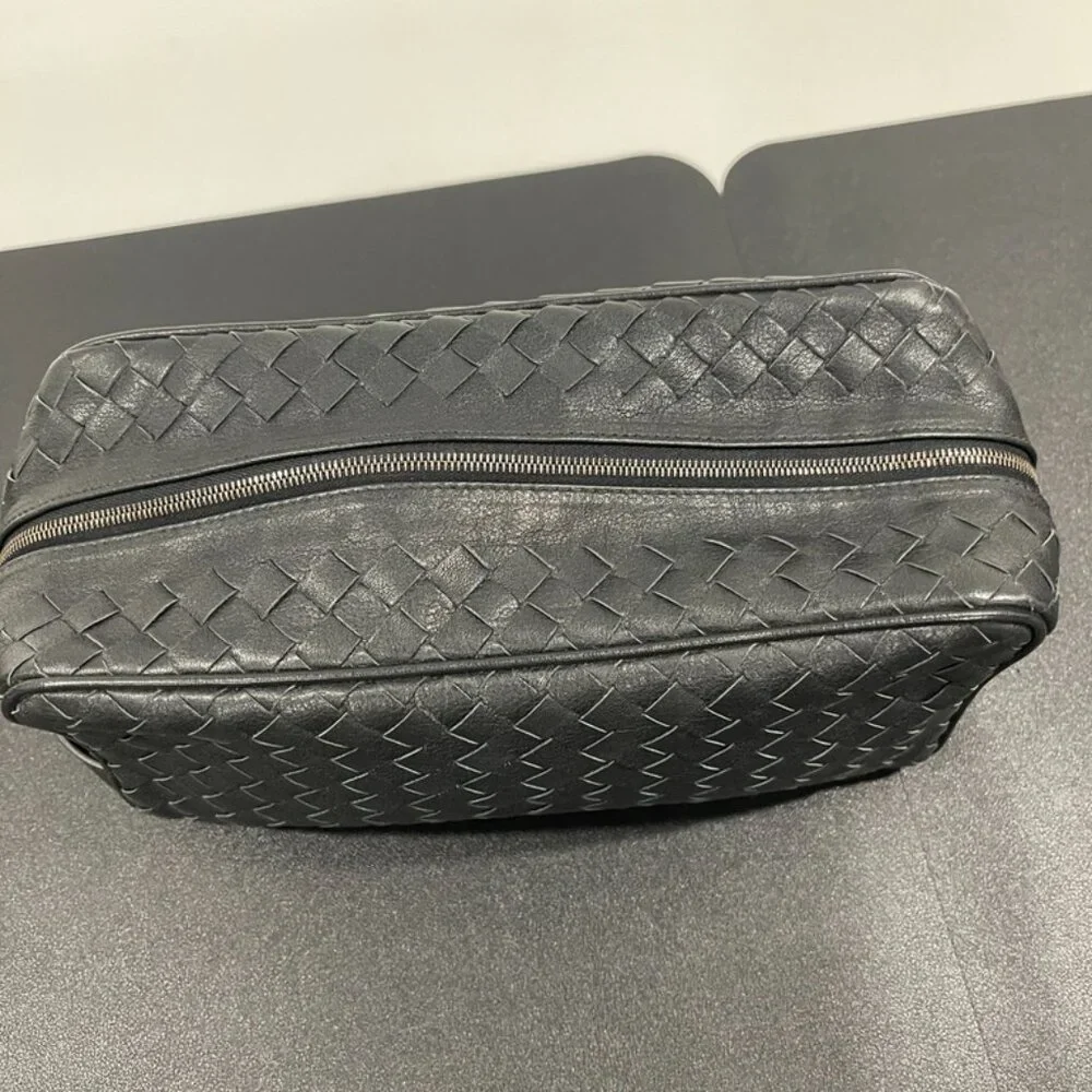 Bottega Veneta Unisex Dopp Kit/Weekend Bag Black (133130) - Picture 3 of 11